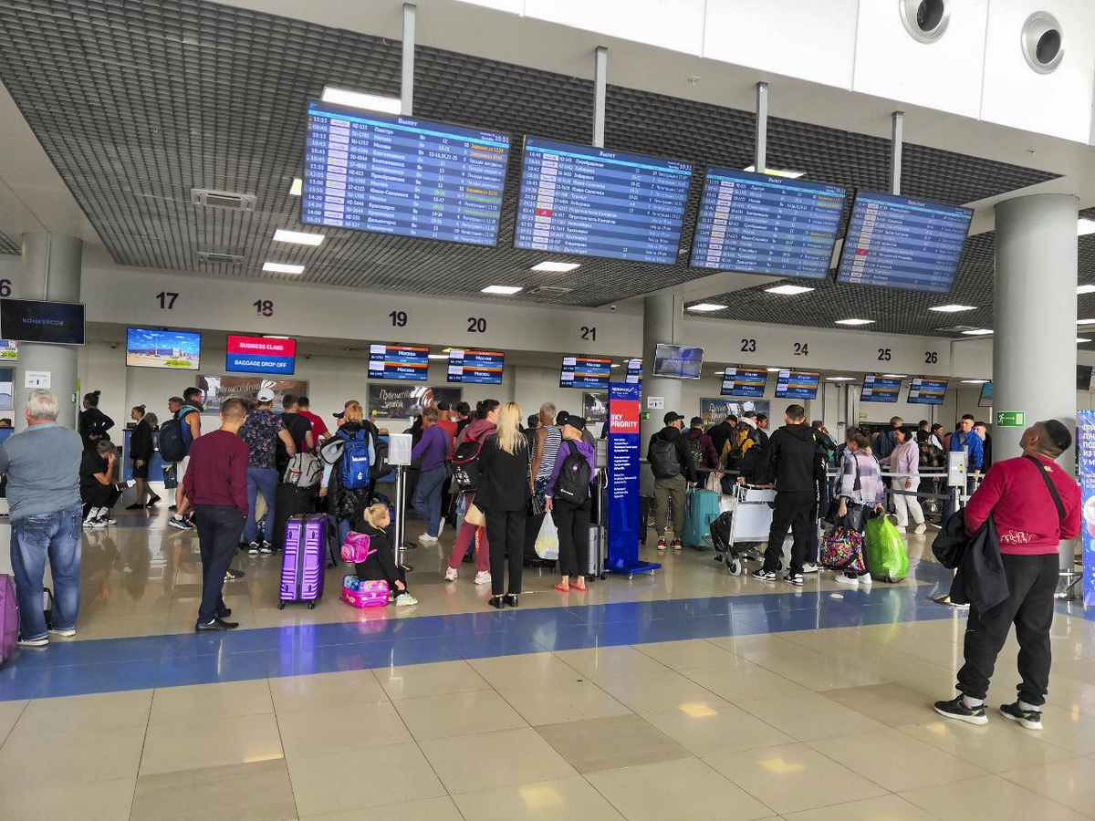 Вылета ожидают более 850 человек.  Фото: ФедералПресс / Анна Миронова