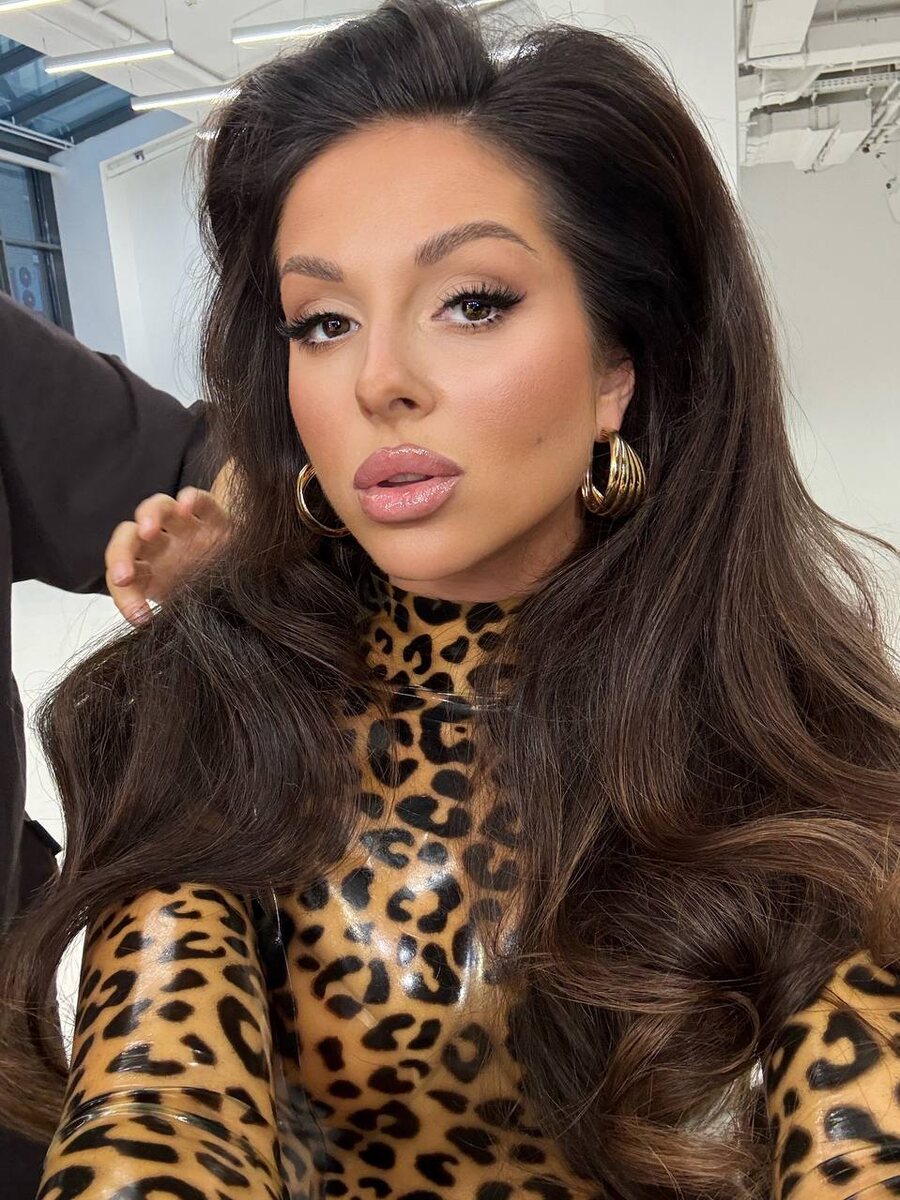 Нюша. Социальные сети