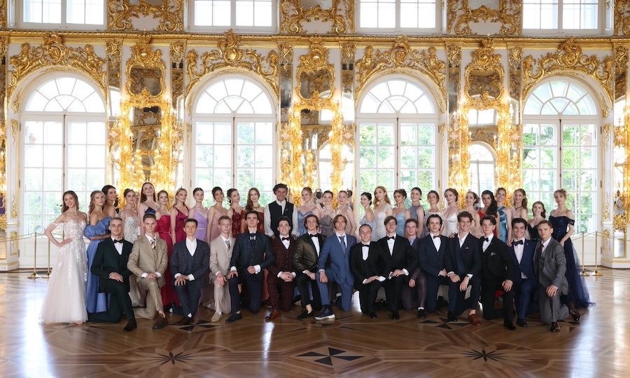 Те, кто за 12 лет выпустился из школы при моем участии, – это уже главные имена не только в России