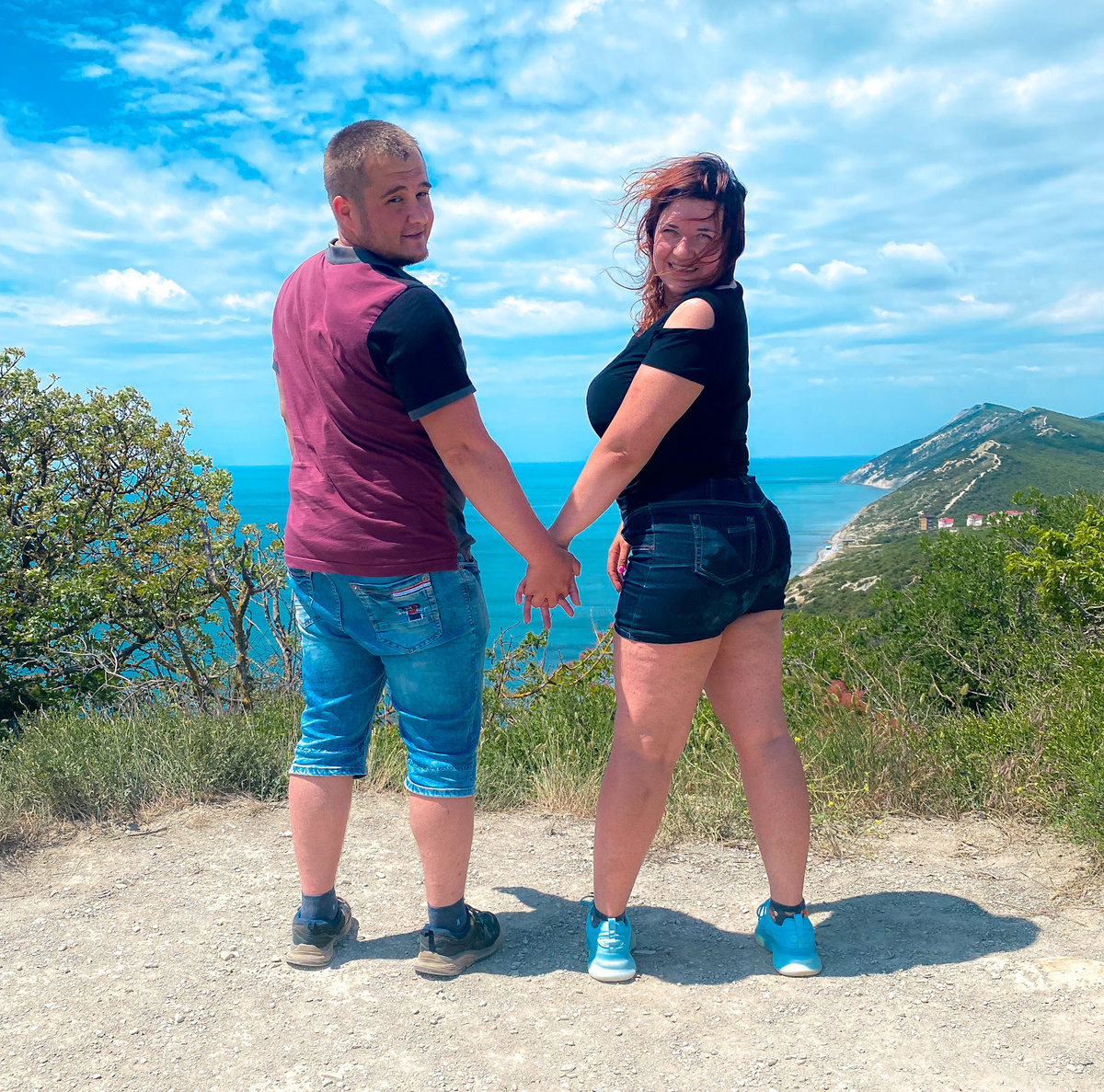 Это мы летом 2023. Мой стандартный вес и размер)