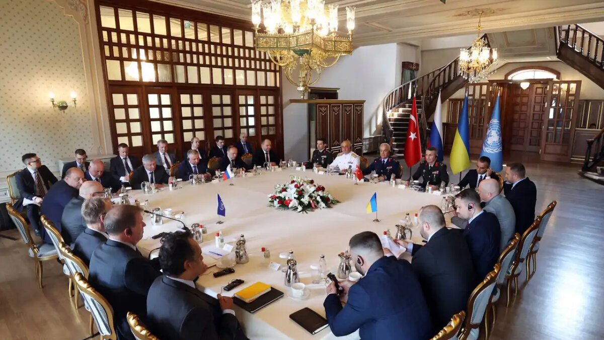    Переговоры об урегулировании украинского конфликта в Стамбуле.