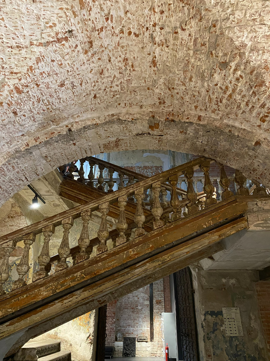 Фото автора канала. Флигель «Руина».