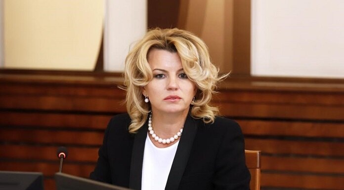    Ирина Диденко предложила вариант решения системных проблем с капитальным строительством в регионе. Фото пресс-службы Заксобрания Новосибирской области