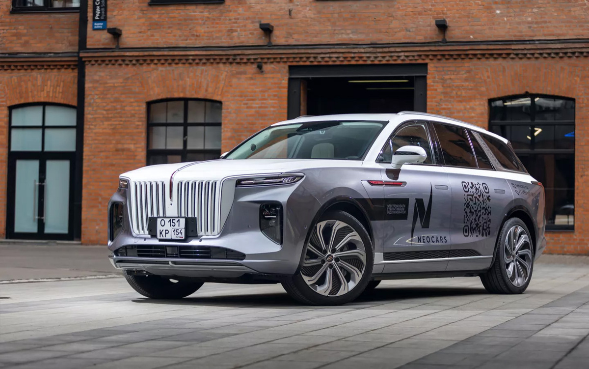Вячеслав Крылов📷Hongqi E-HS9