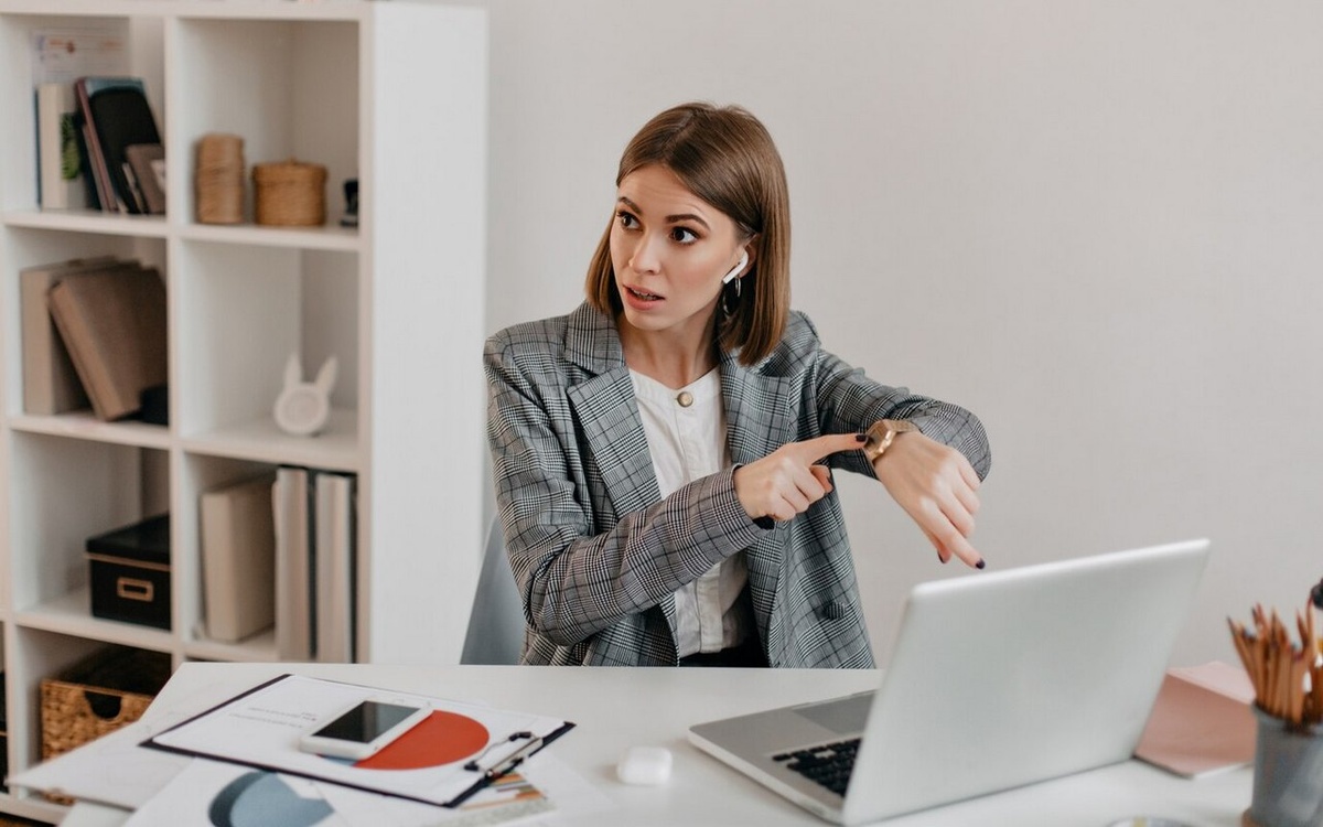    Потерять работу боятся лишь 13% жителей Липецкой области от lookstudio на Freepik