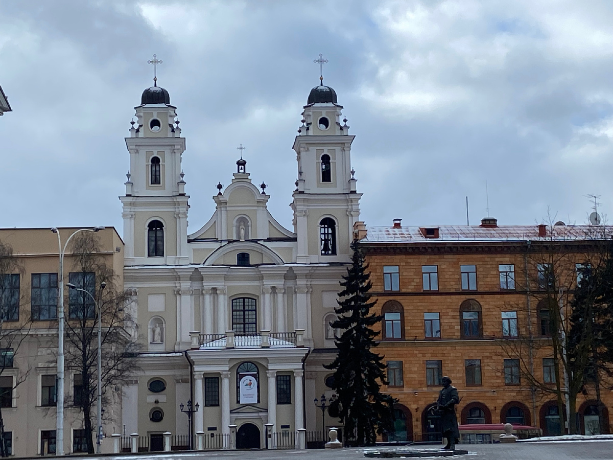 Собор в центре