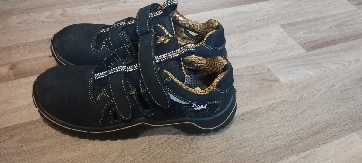 Летние ботинки UVEX.
