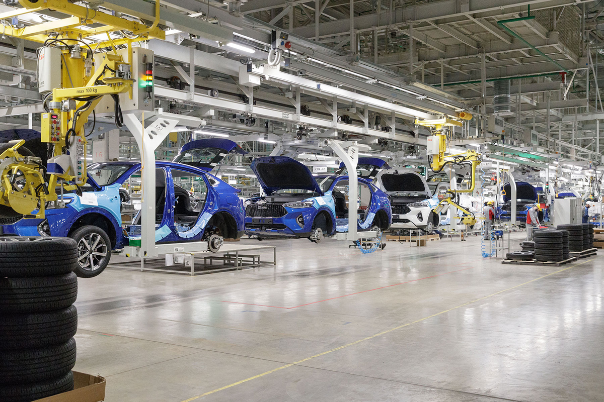 https://ru.wikipedia.org/wiki/Great_Wall_Motor#/media/%D0%A4%D0%B0%D0%B9%D0%BB:Haval_Motor_Manufacturing_Rus_04.jpg