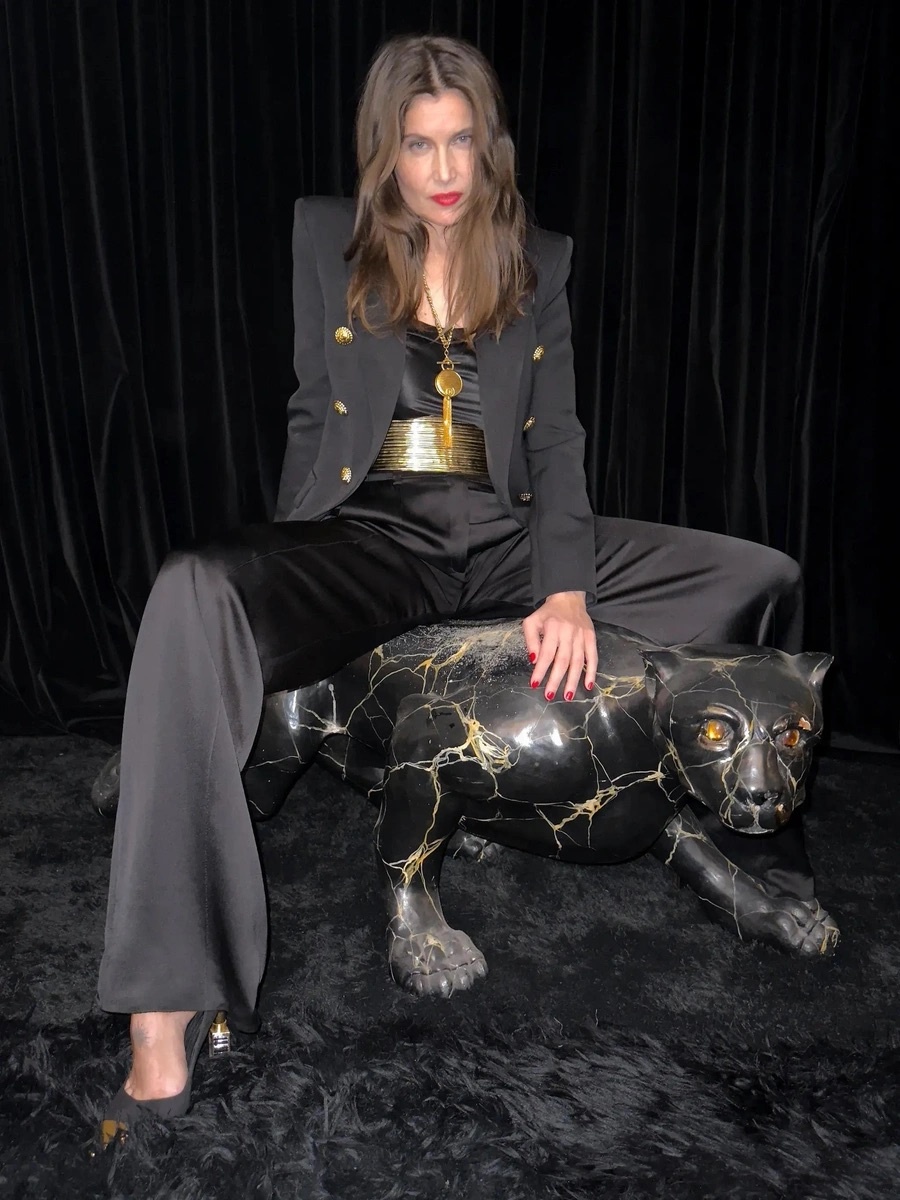    Летиция Каста стала лицом весенней рекламной кампании Balmain (фото 2)