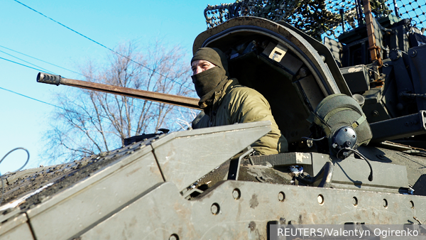     Фото: REUTERS/Valentyn Ogirenko   
 Текст: Александра Юдина