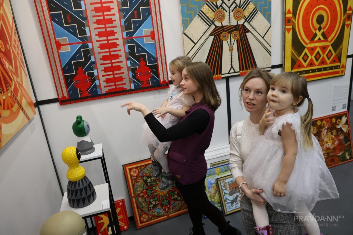    Сейчас пособия по уходу за ребёнком выплачиваются только до полутора лет