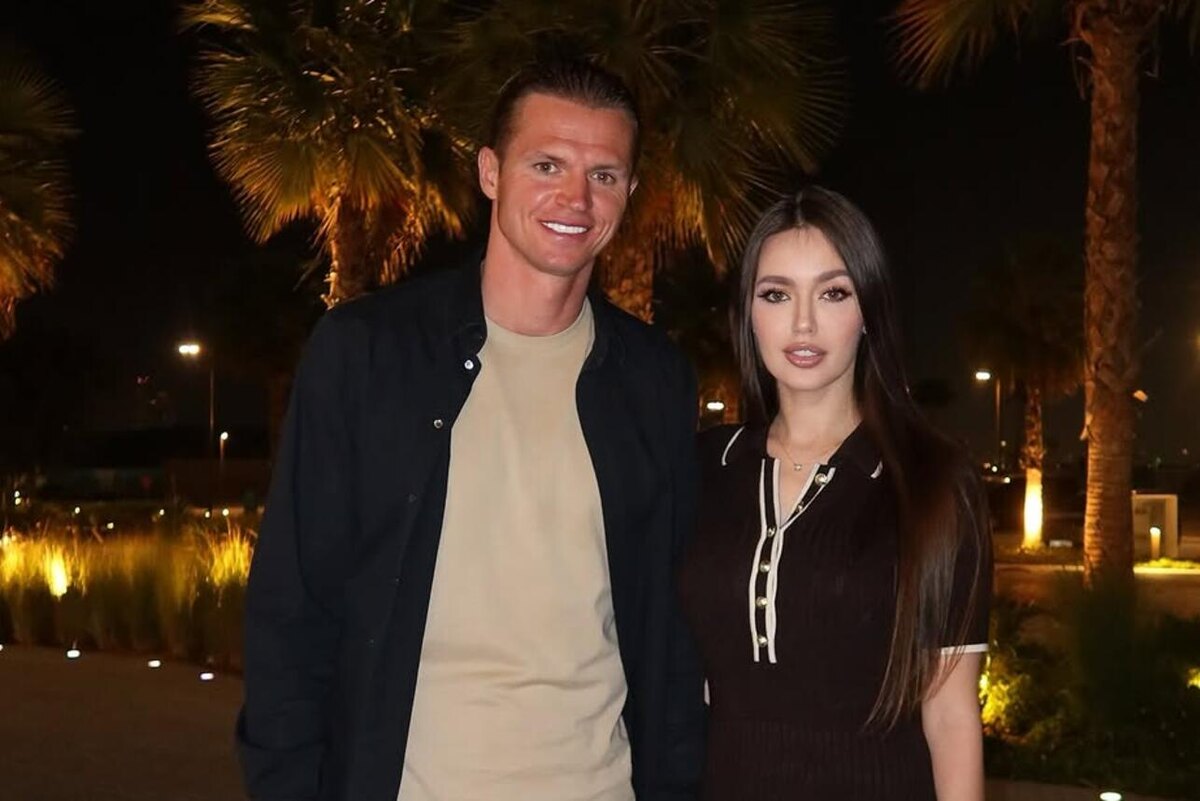    Анастасия Костенко и Дмитрий Тарасов Социальные сети