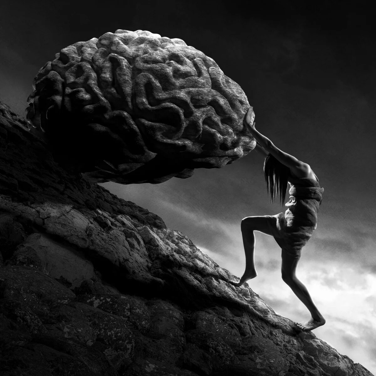 Мне нравится это фото как показание силы воли. Как человек каждый день сражается со своими тараканами чтобы поднять себя на вершину.