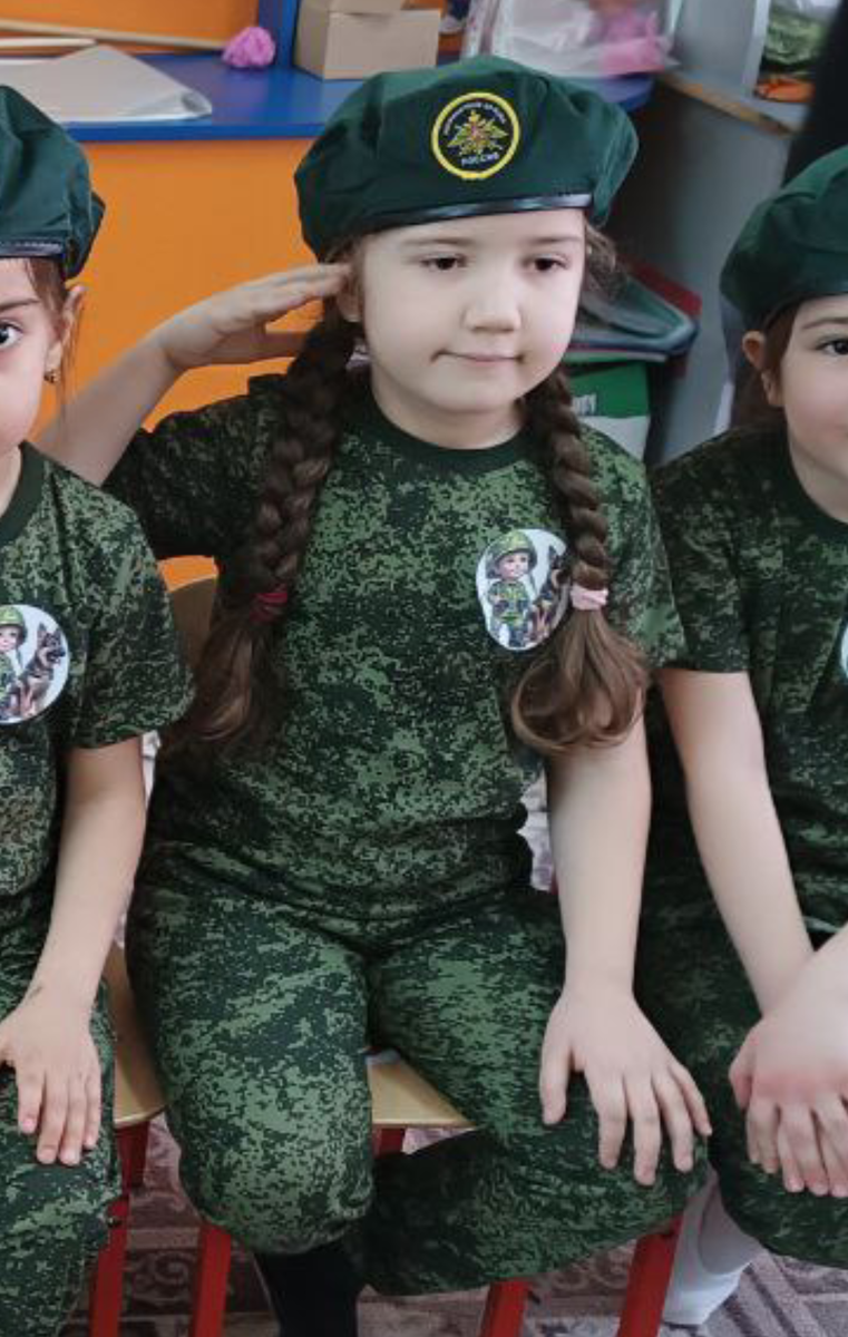 Пограничники в дозоре-вся страна спокойно спит. Потому что пограничник мир и сон ваш сохранит🪖