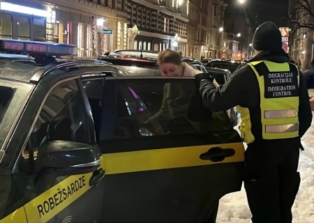    «Бей своих, чтобы чужие боялись!» Латвия собирается депортировать бывшую юристку Марию Чащилову, которая сбежала из России