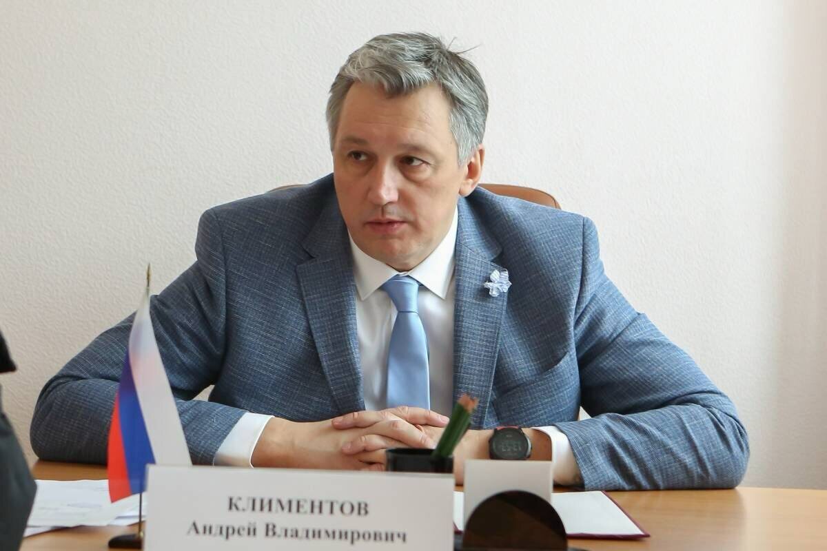    Андрея Климентова лишили мандата депутата Воронежской областной Думы Воронежская облдума