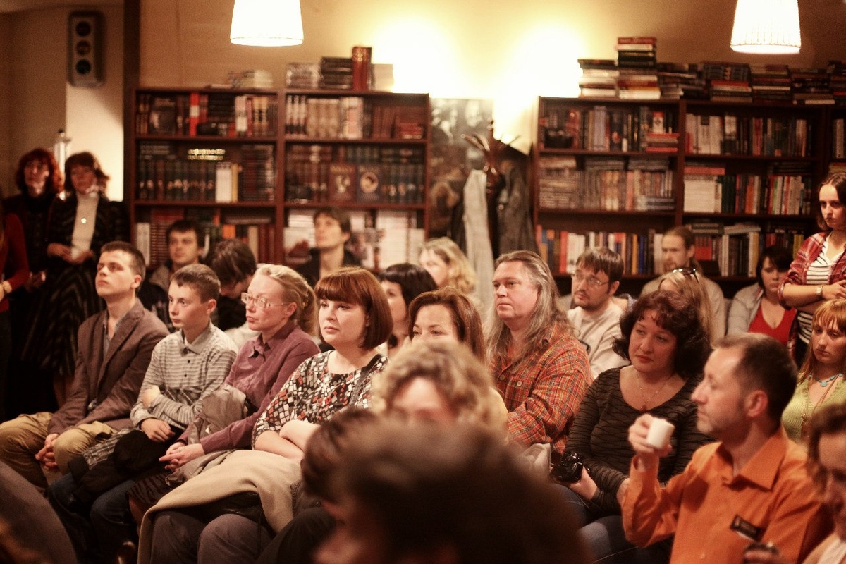    Как найти книжные онлайн-клубы