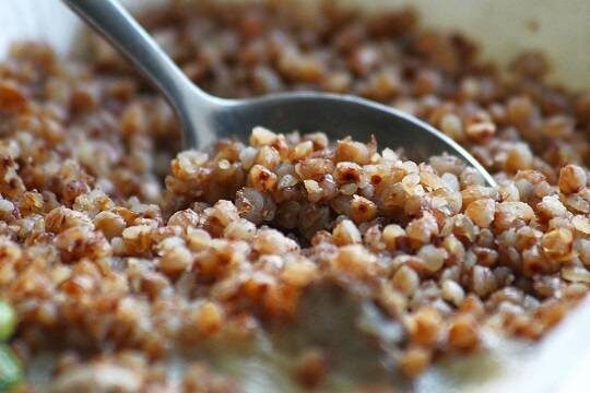    Назван дешевеющий второй год подряд популярный в России продукт