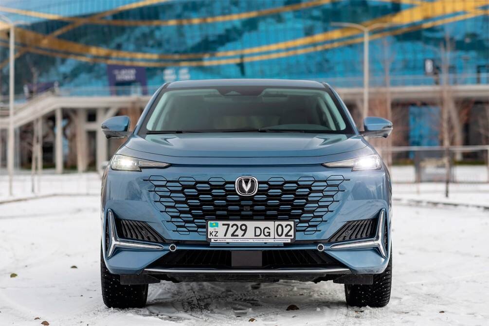 ДВИГАТЕЛЬ И ТРАНСМИССИЯ:

⚙️Changan UNI-K оснащен мощным 2.0-литровым двигателем, который развивает мощность до 226 л.с. и обеспечивает великолепную производительность на дороге. Современная автоматическая коробка передач обеспечивает плавное переключение передач и повышает комфорт во время вождения. 

⚙️Демонстрирует очень неплохие динамические характеристики. Способность разгоняться до 100 км/ч за 8.8 секунды и достигать максимальной скорости до 200 км/ч подчеркивает его спортивный потенциал и возможности на дороге.

🚗UNI-K оборудован многочисленными системами безопасности:

🔴Система предупреждения о фронтальном столкновении, система автоматического торможения, система предупреждения о сходе с полосы, система удержания в полосе;

🔴Ассистент движения в "пробке", система мониторинга "слепых" зон, система экстренного торможения при обнаружении пешеходов, электронная система экстренного торможения;

💰Стоимость автомобиля  на момент публикации под ключ в РФ: от 2 410 000₽  (Москва +180 т. р.) Ростов, ЛНР +210 т.  р.)

Мы всегда готовы помочь вам выбрать подходящий автомобиль и предоставить бесплатную консультацию!