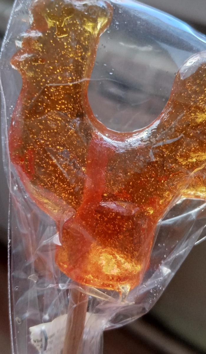 Сахарный петушок.