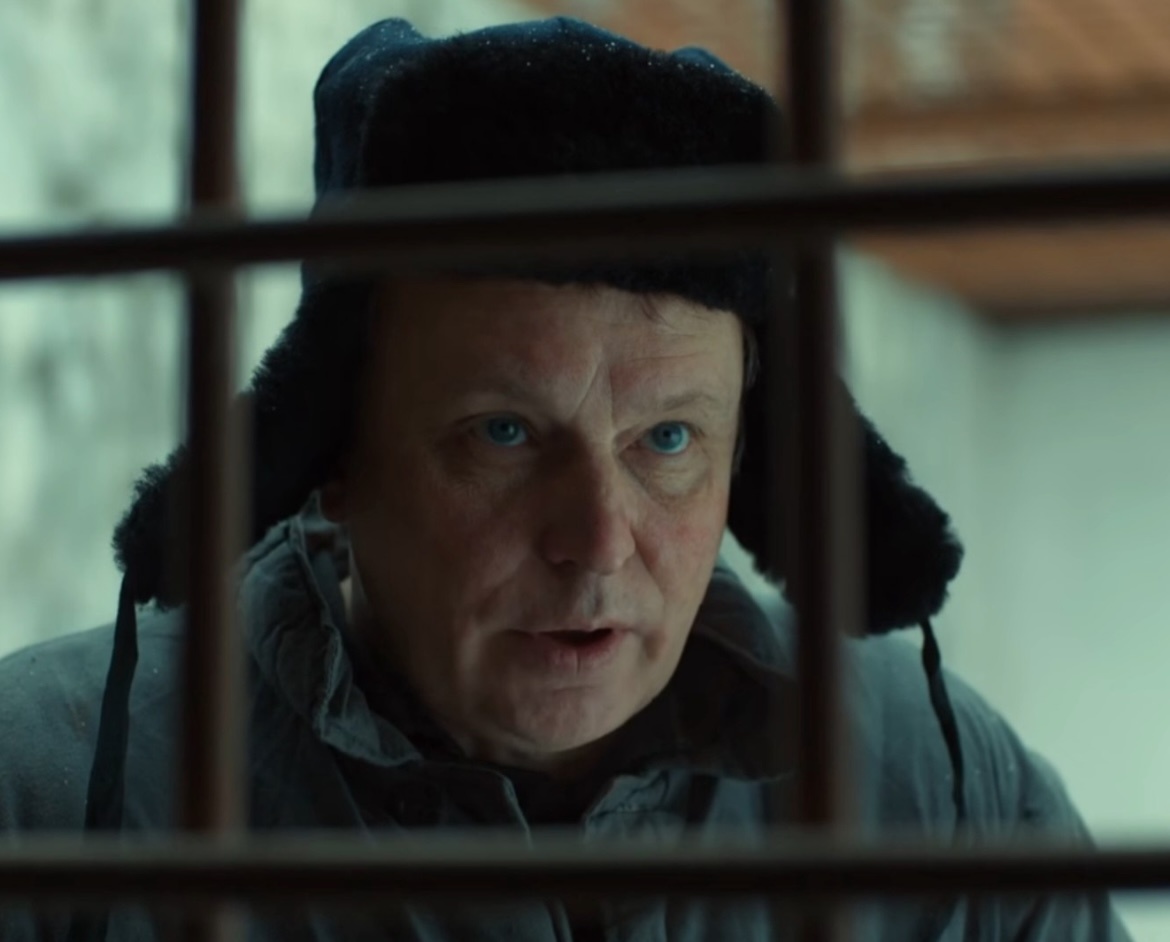 Сергей Уманов. Кадр из сериала "Аутсорс".