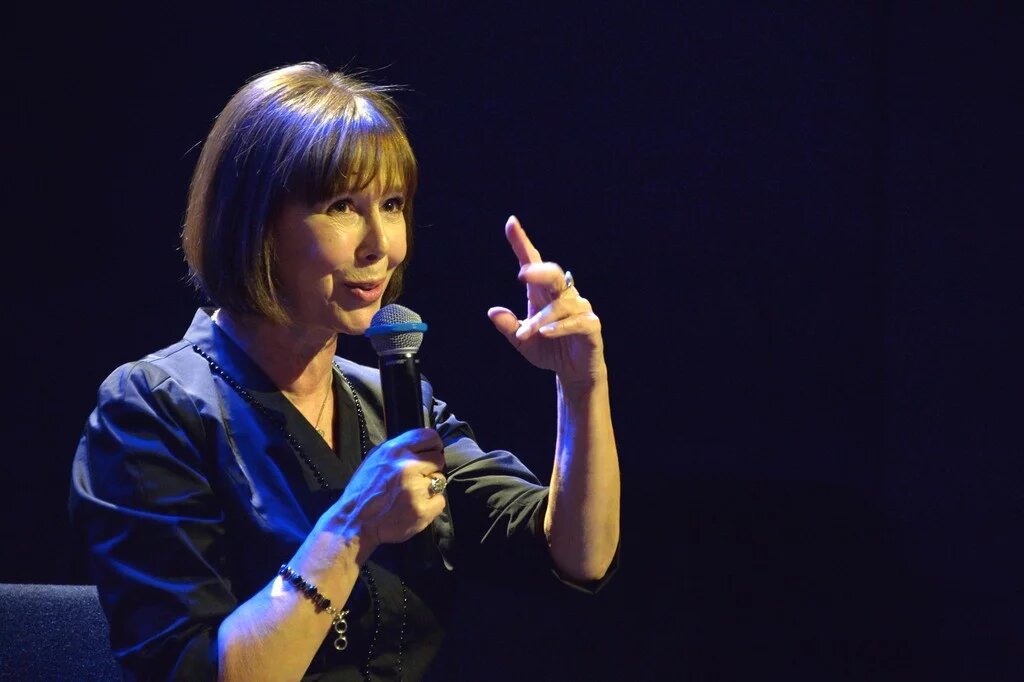 Симоновой в романе Льва Толстого "Анна Каренина" всегда была ближе Долли. Фото из открытых источников  