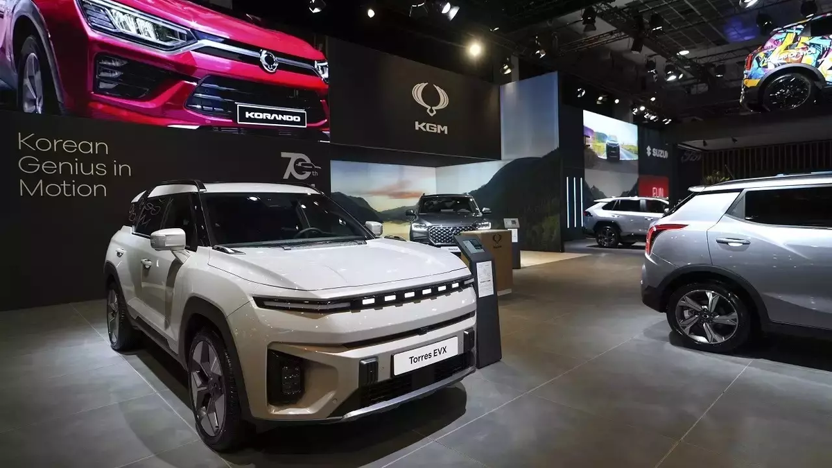 Редкие гости в России — некитайские автомобили из Южной Кореи. Фото: KGM