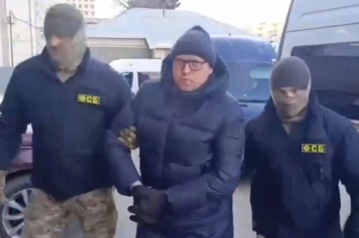    Задержанного ФСБ министра Челябинской области Нечаева увезли в Москву