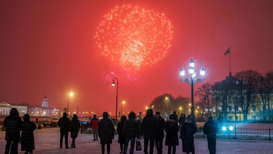    Салют 23.02.23. Автор фото: Ермохин Сергей