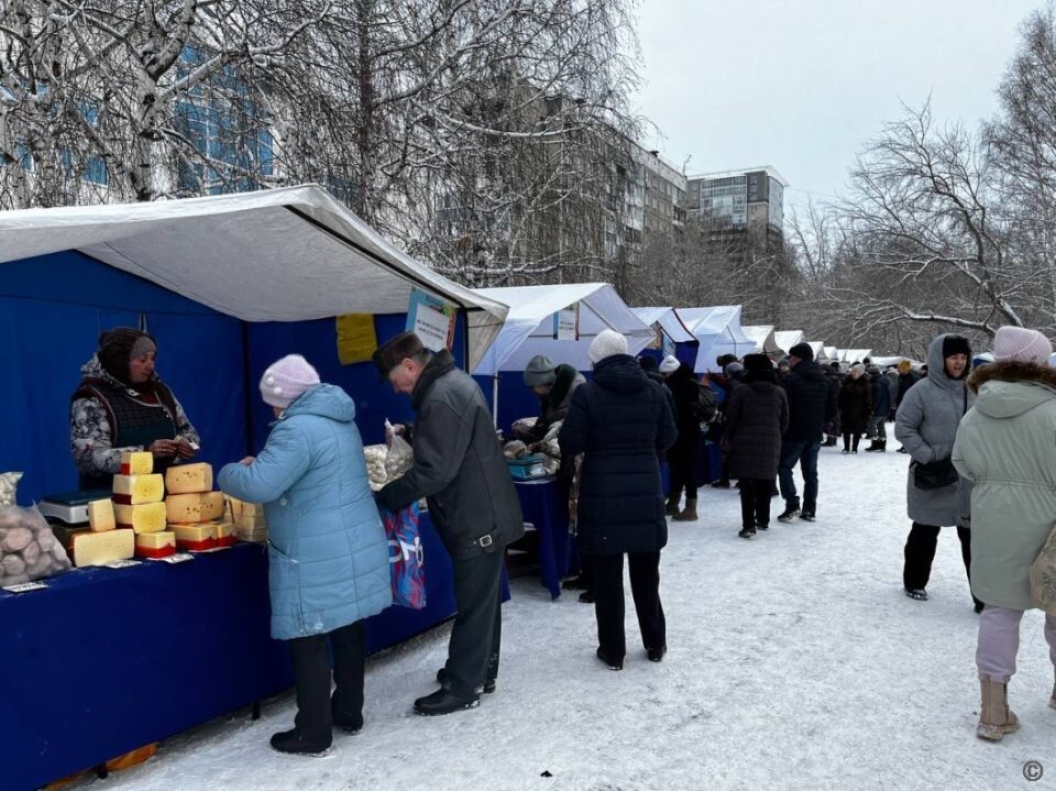    Ярмарка в Барнауле. Источник: barnaul.org