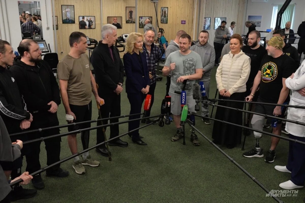    Собянин, Голикова и Цивилёва посетили госпиталь для лечения участников СВО