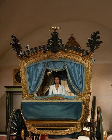 Кадр из фильма "Партенопа"