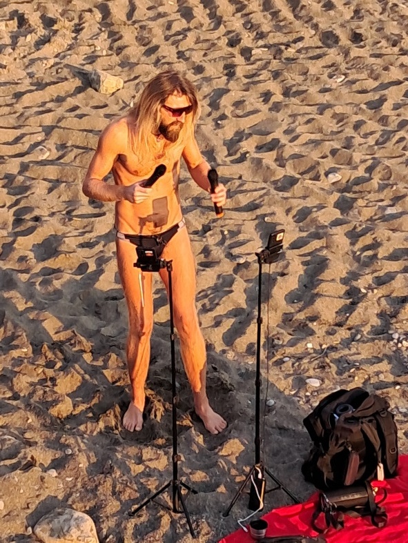 Антон "Купидон" – местный «чудик» и достопримечательность