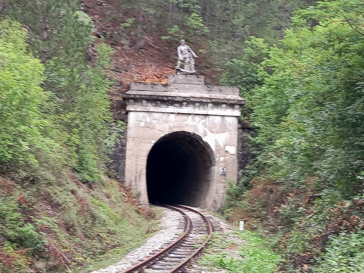 Заброшенная узкоколейка в Боснии