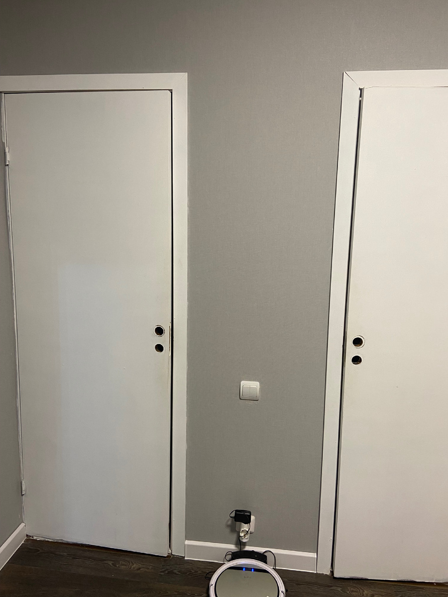 Ручки сняты для обновления черной краски