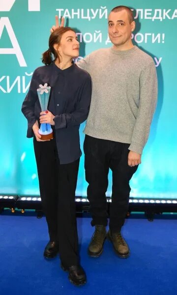    Евгений Цыганов с дочерью Полиной. Фото: thevoicemag.ru