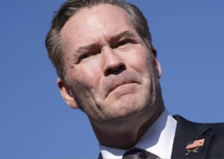    Уолтц советует Зеленскому «сбавить тон» и подписать соглашение о редкоземельных металлах