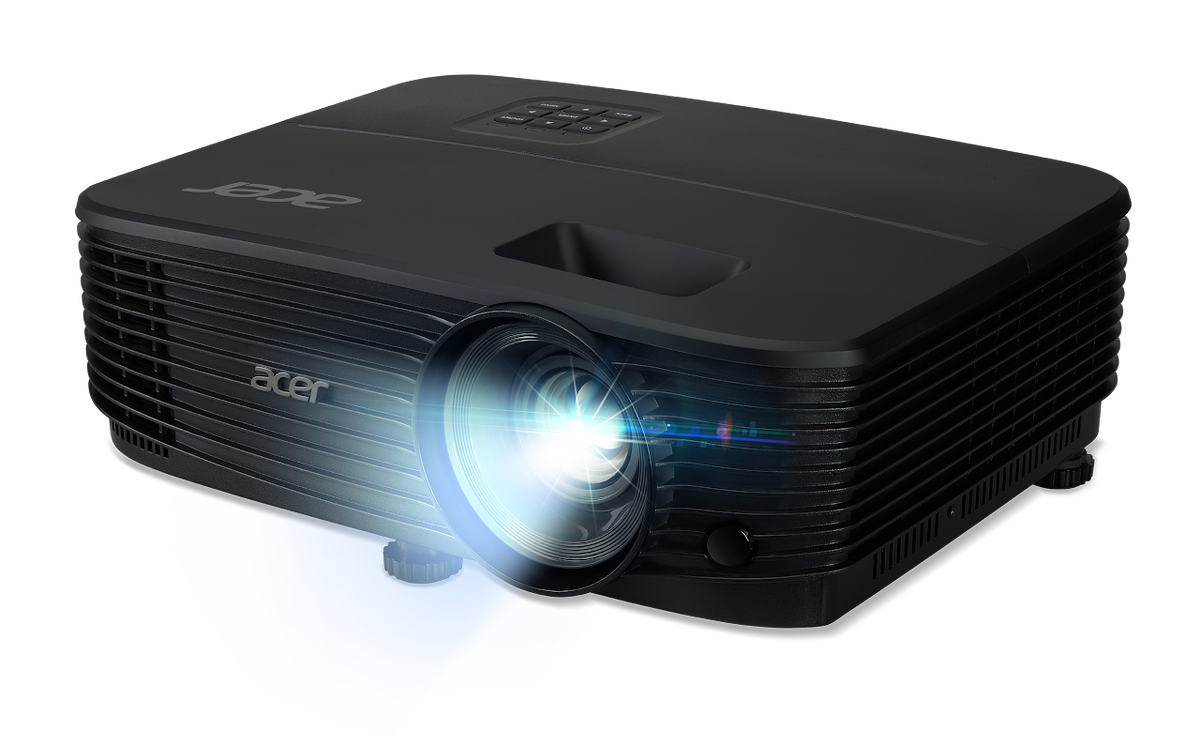    На российском рынке появился «300-дюймовый» проектор Acer