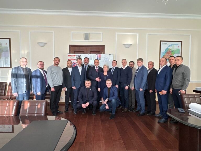    Мэра Оренбурга Сергея Салмина проводили к месту службы на СВО Белов Михаил Александрович