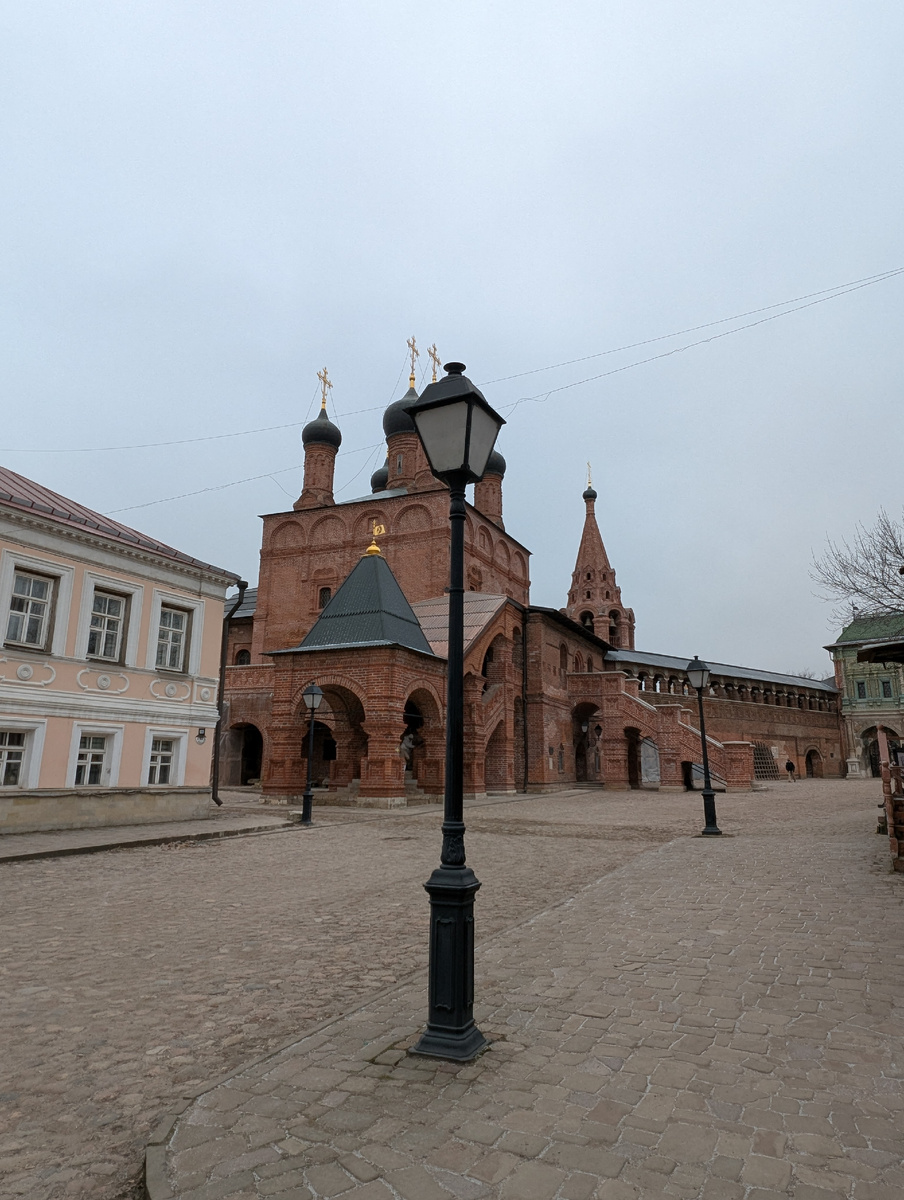 Фото автора канала, 2025 год