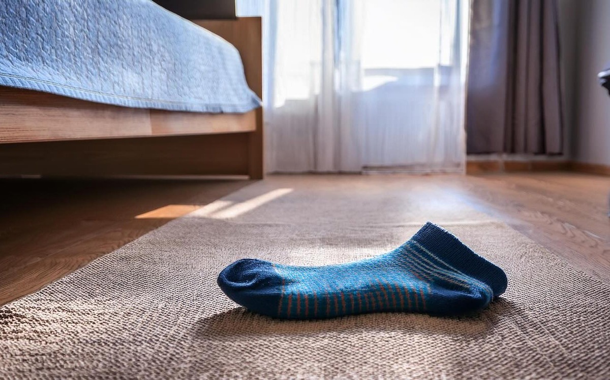 Не выбрасывайте носок без пары: хитрые хозяйки нашли им применение / Фото: Pogovorim.by
