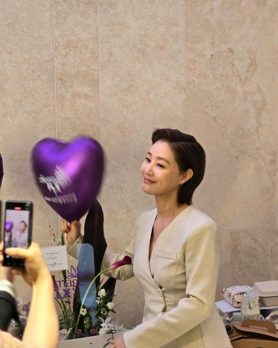    Ким Сон РёнСоцсети