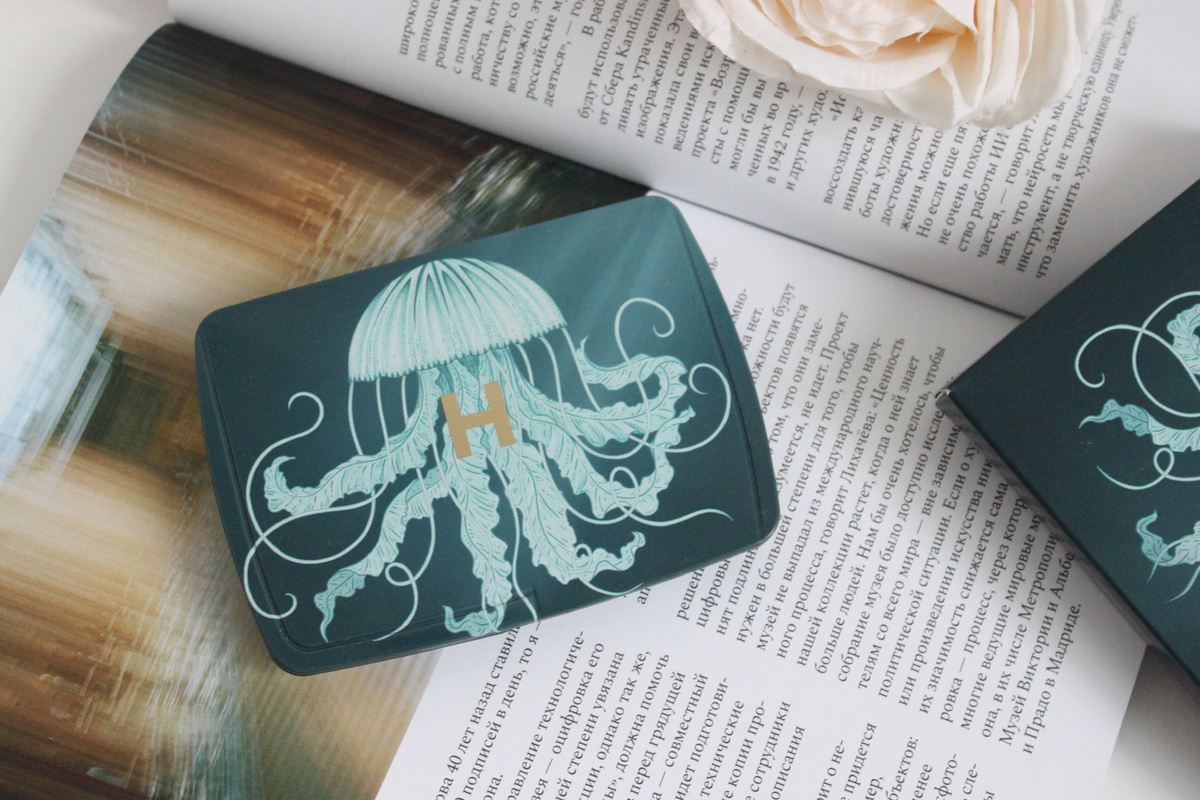 Лимитированная палетка для лица Ambient Lighting Edit Unlocked Jellyfish.