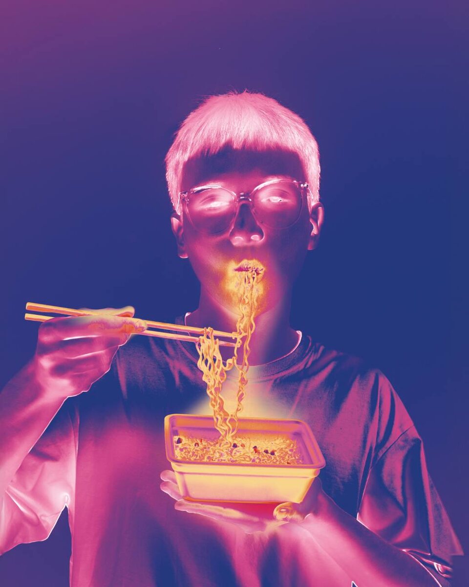 «Дошикейк»: праздничный торт в виде доширака от петербургской пекарни «Цех85»  