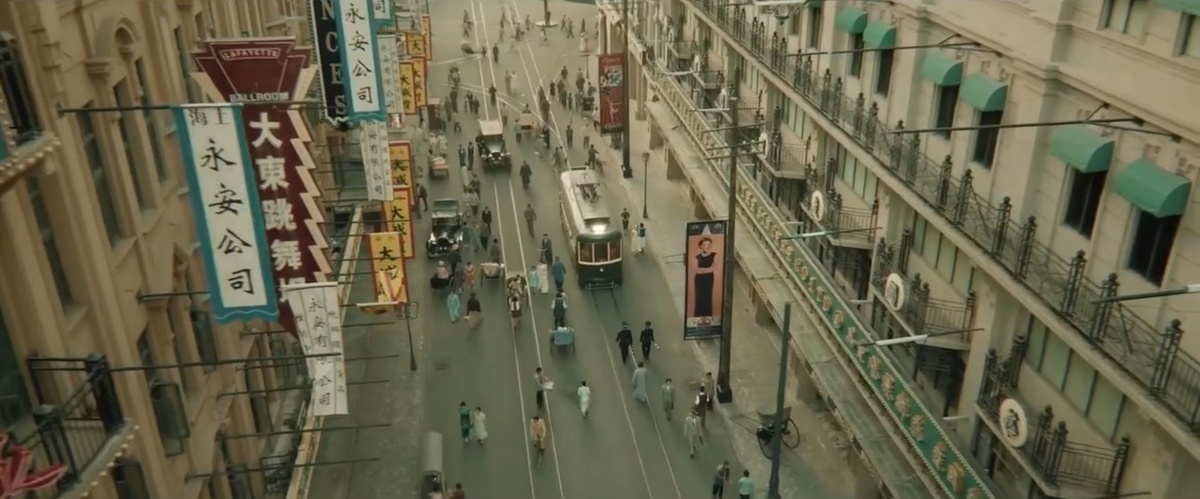 Шанхай в 1927 г. Кадр из открытого трейлера