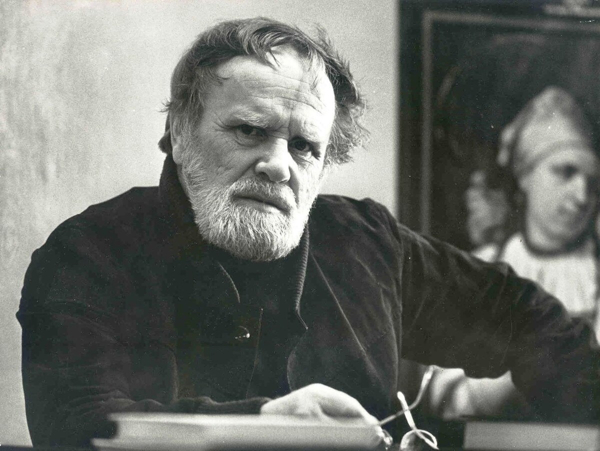 На фото: Василий Белов, писатель