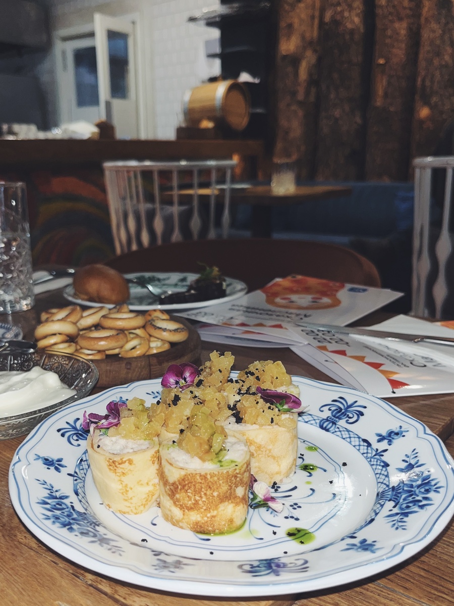 Ресторан «СибирьСибирь», ул. Смоленская, 8, гостиница Azimut.