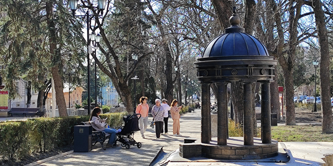 Увидеть весь Пятигорск за 15 минут: новые скульптуры на проспекте Кирова