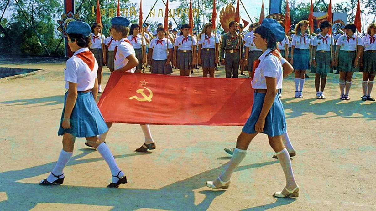 В СССР было лучше чем сейчас или всё таки нет