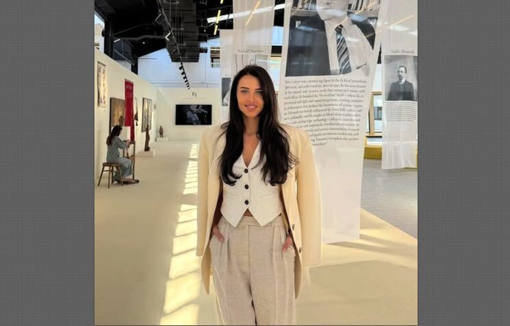 Многие считают, что Анастасия похожа на Алсу внешне